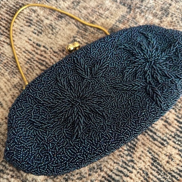 Vintage Blue beaded Floral design Gold chain Clutch Purse - Picture 4 of 12